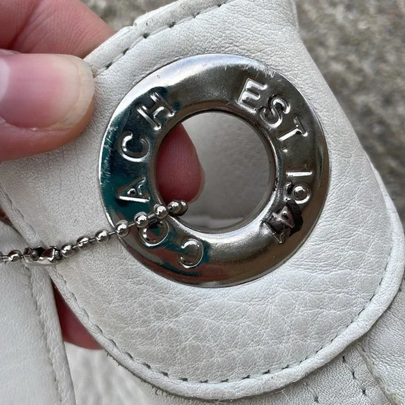 Coach Large Bucket Hobo Bag White No straps Leather Classic - Picture 2 of 4